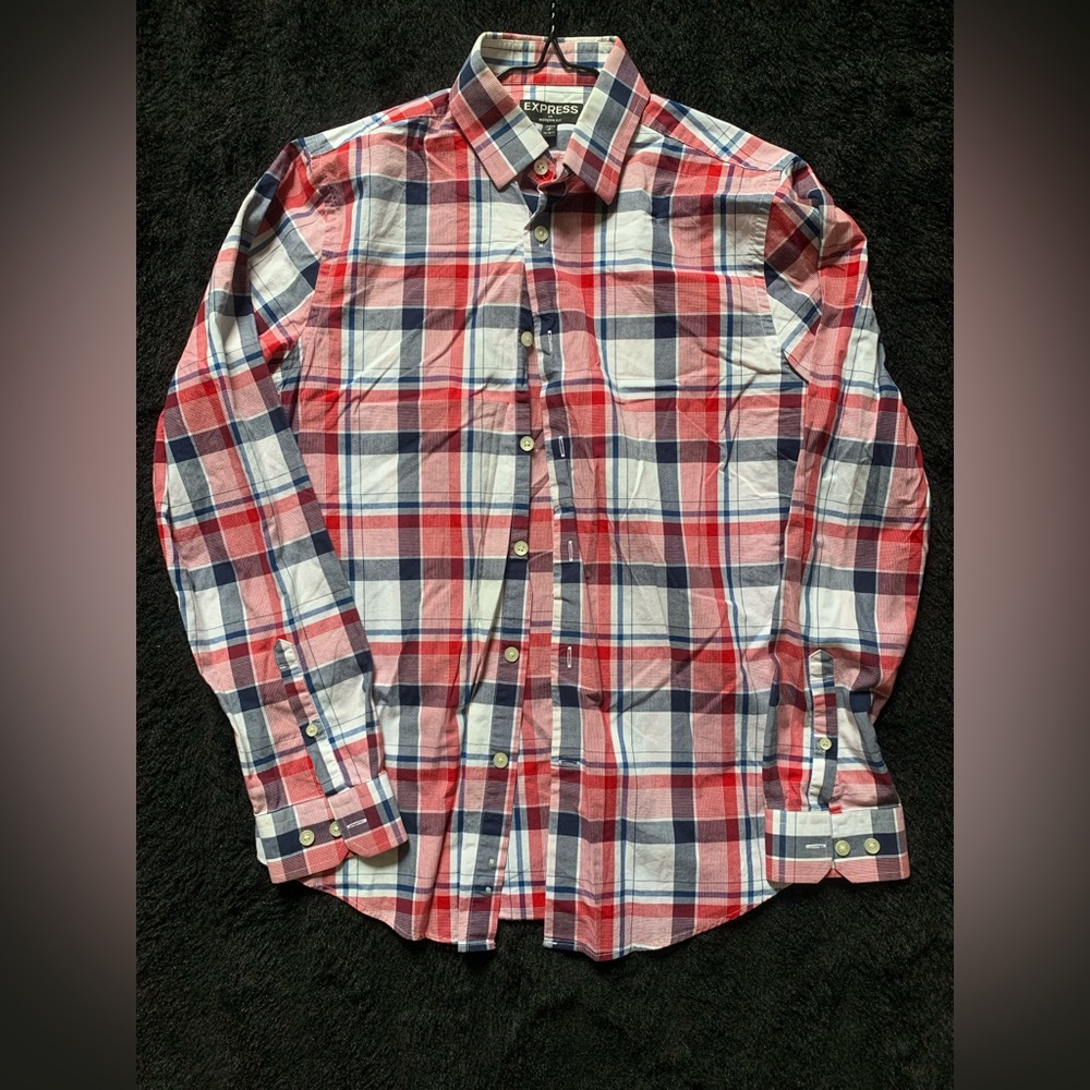 EXPRESS Men’s Red/ Blue Plaid Button-Down Modern Fit Shirt Sz S(14-14.5)PreOwned